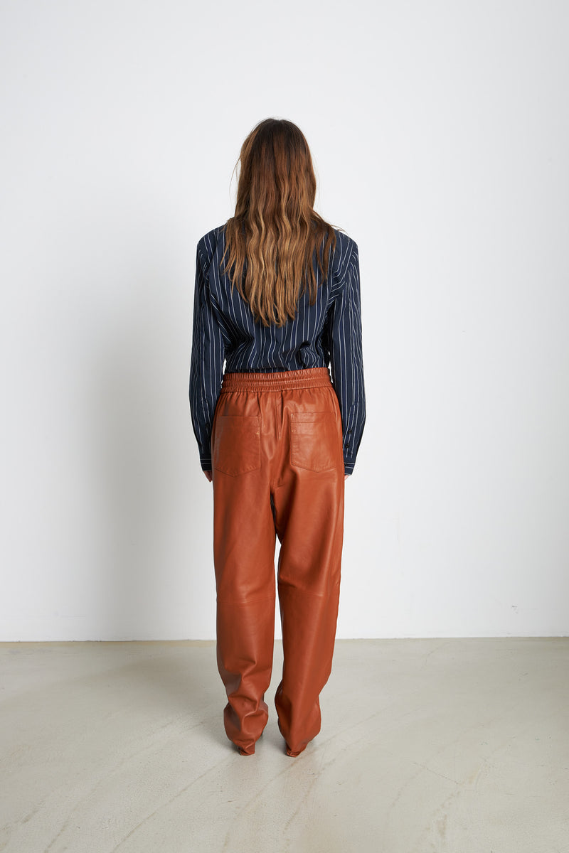 A Casual Brown Leather Trouser Outfit - an indigo day